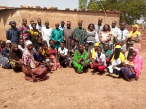 Koudougou : 25 femmes et jeunes filles déplacées internes formées à la confection d&#039;accessoires de mode
