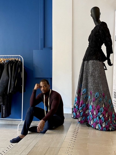 L’incroyable destin de Yannick Barro, parti du Burkina Faso pour créer une maison de haute-couture en Essonne